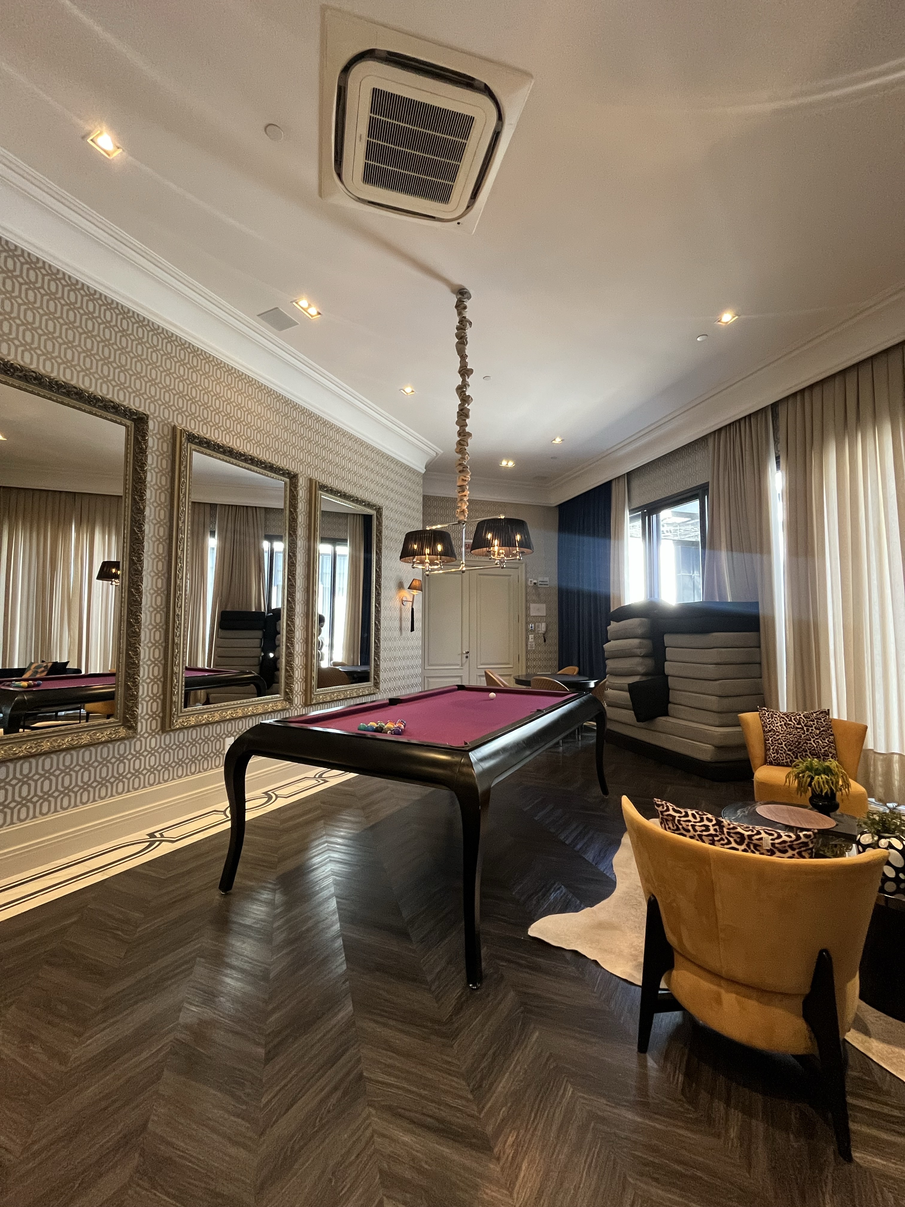 Sala de jogos adulto